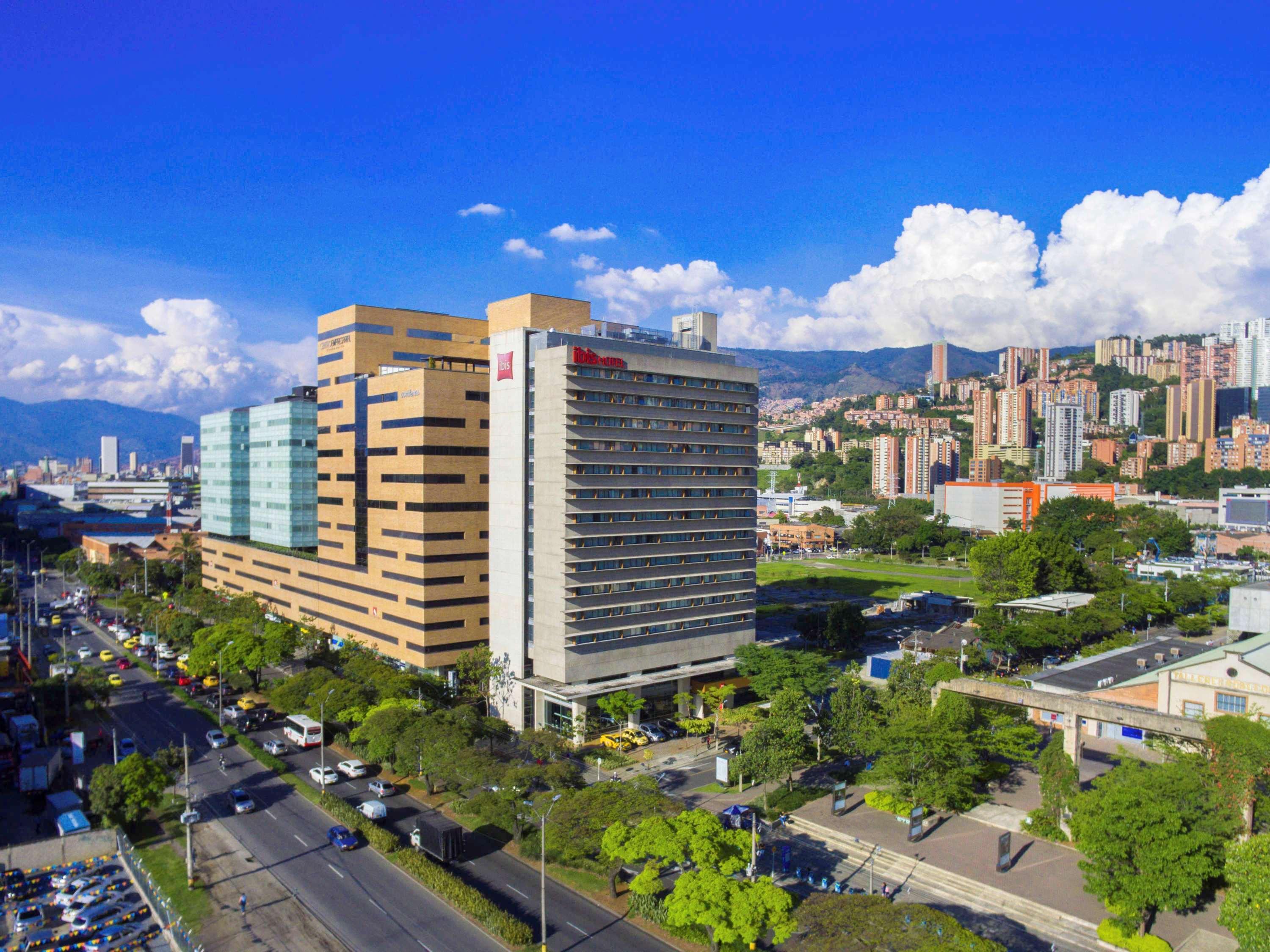 Ibis Medellin Hotel Exterior foto